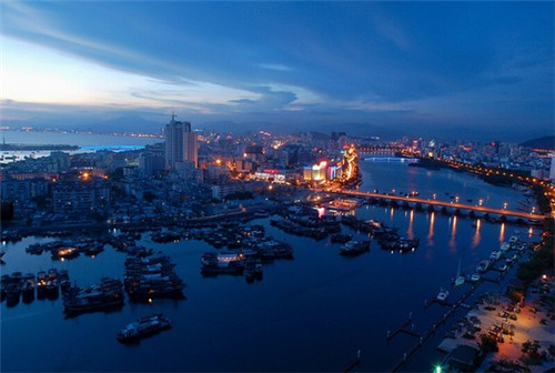 加盟hightea三点三奶茶会亏本吗，奶茶哪些项目比较适合新手来做